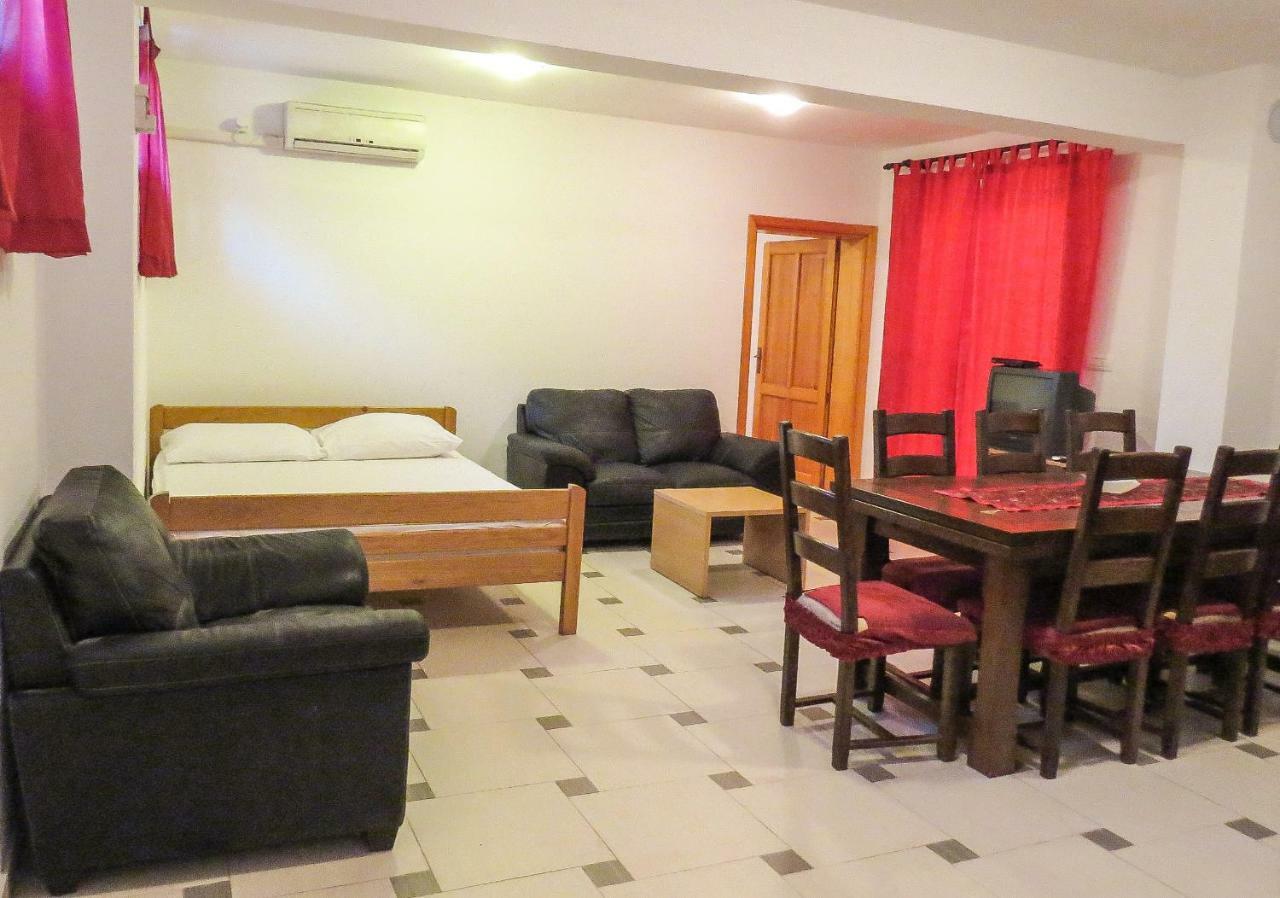 Daria Apartment Pakostane