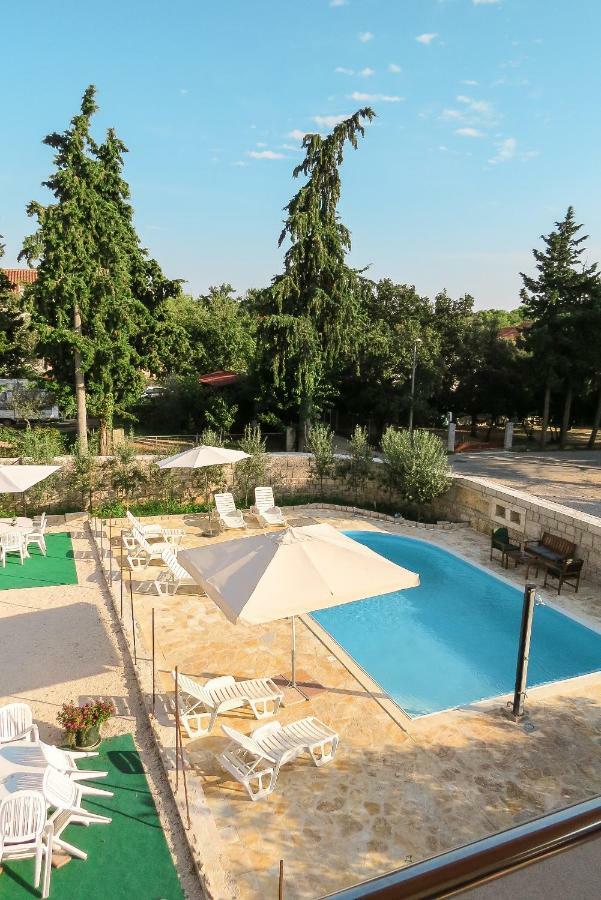 Apartment Daria Pakostane
