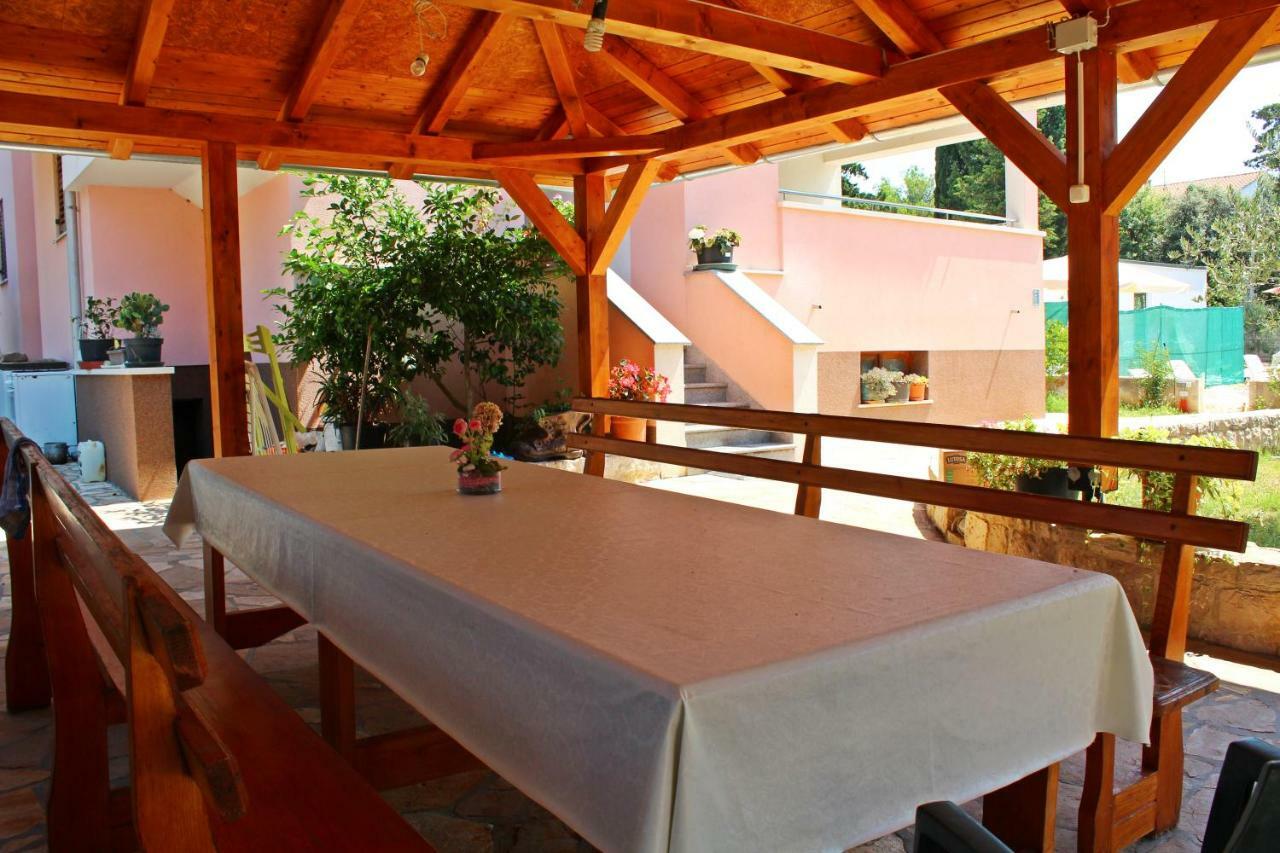 Daria Apartment Pakostane